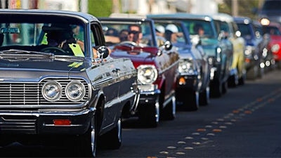 Meet up for vintage car enthusiasts